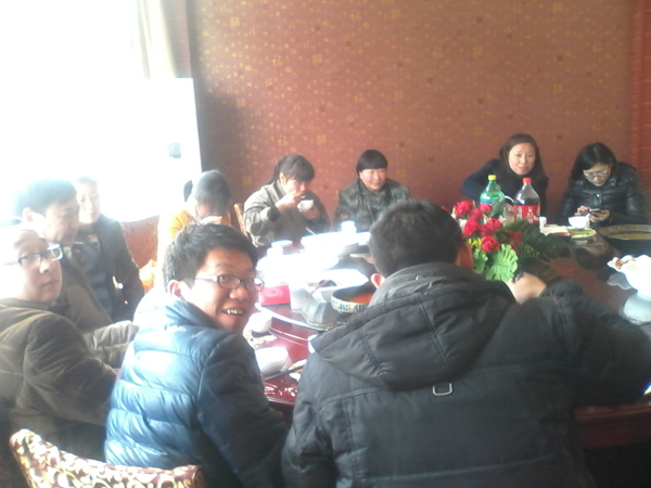 企鵝糧油機(jī)械慶祝婦女節(jié)